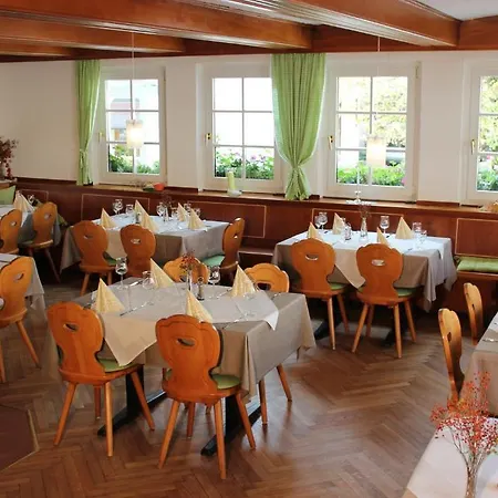 Gasthaus Zur Linde 2*