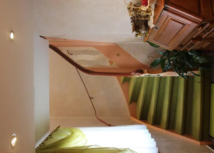 Gasthaus Zur Linde 호텔